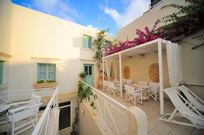 ホテル Mythos Suites Boutique