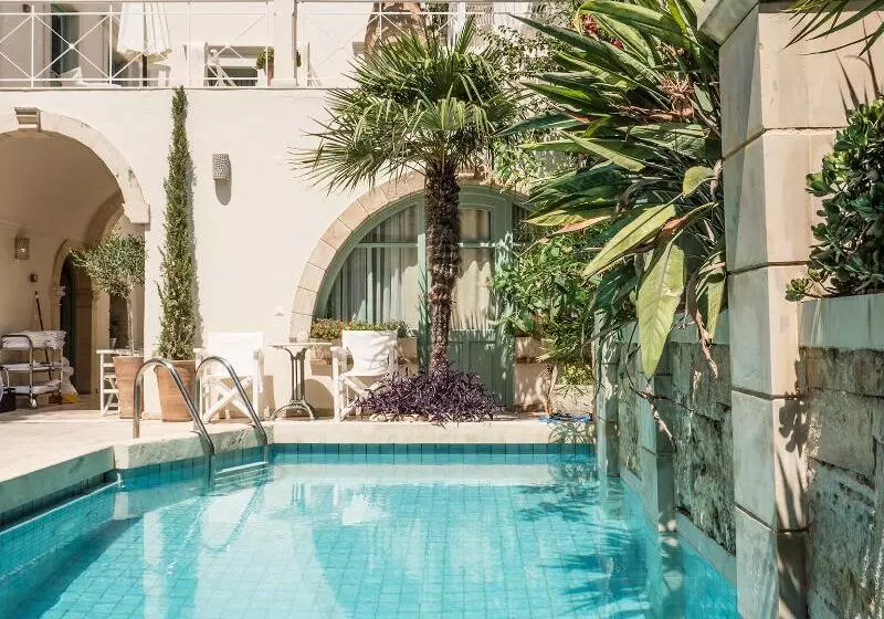 Отель Mythos Suites Boutique