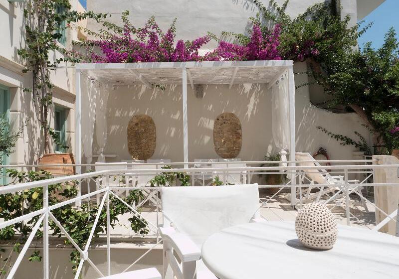 ホテル Mythos Suites Boutique