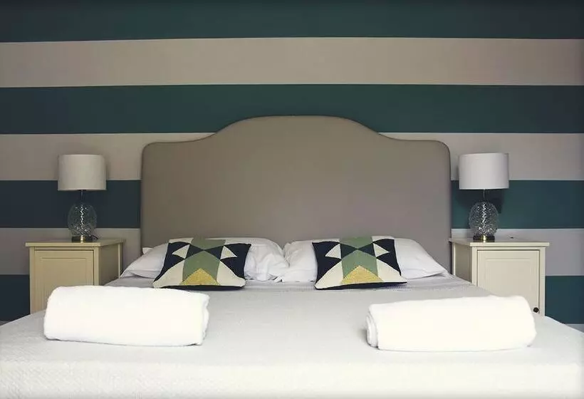 Отель Pineta Del Borgo