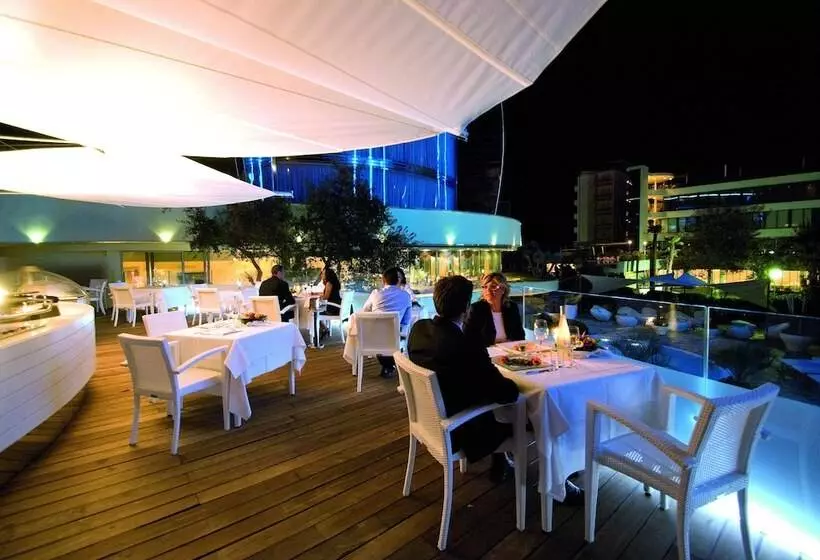 Отель Premier & Suites  Premier Resort