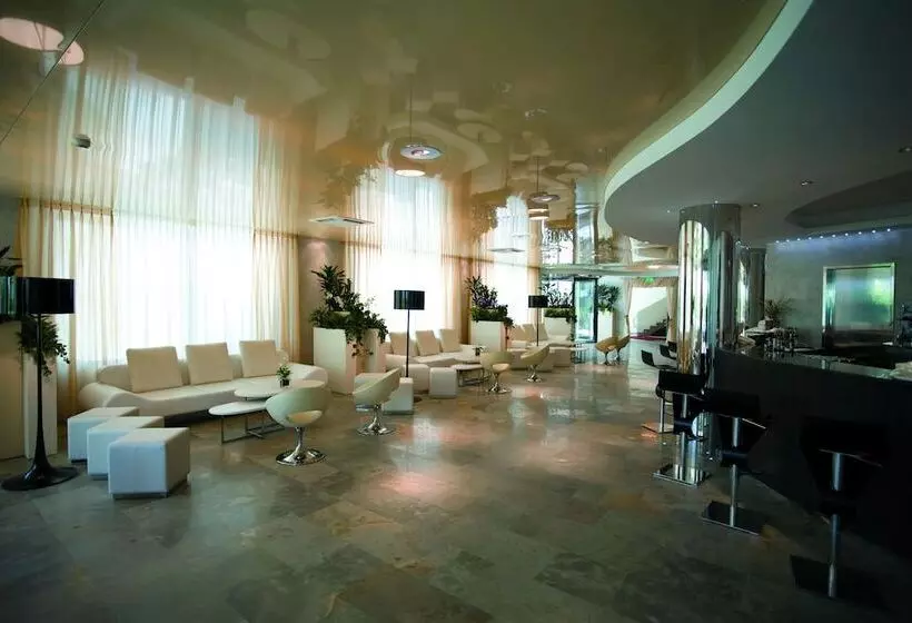 Отель Premier & Suites  Premier Resort