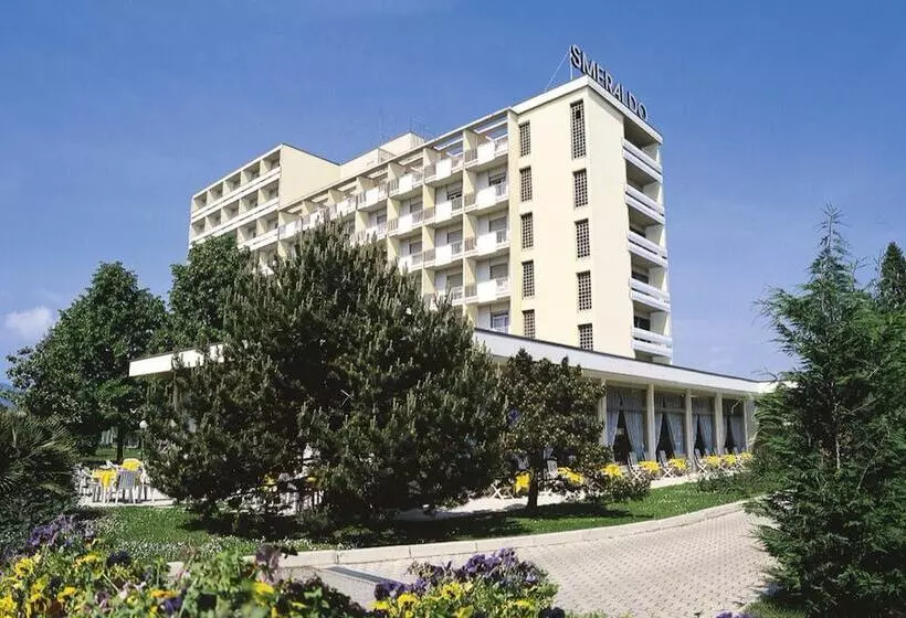 Szálloda Smeraldo