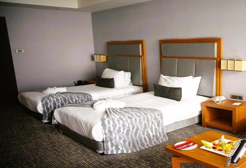 Отель The Green Park Pendik