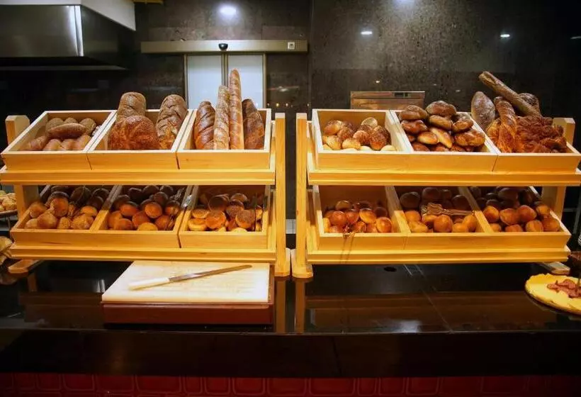 Отель The Green Park Pendik