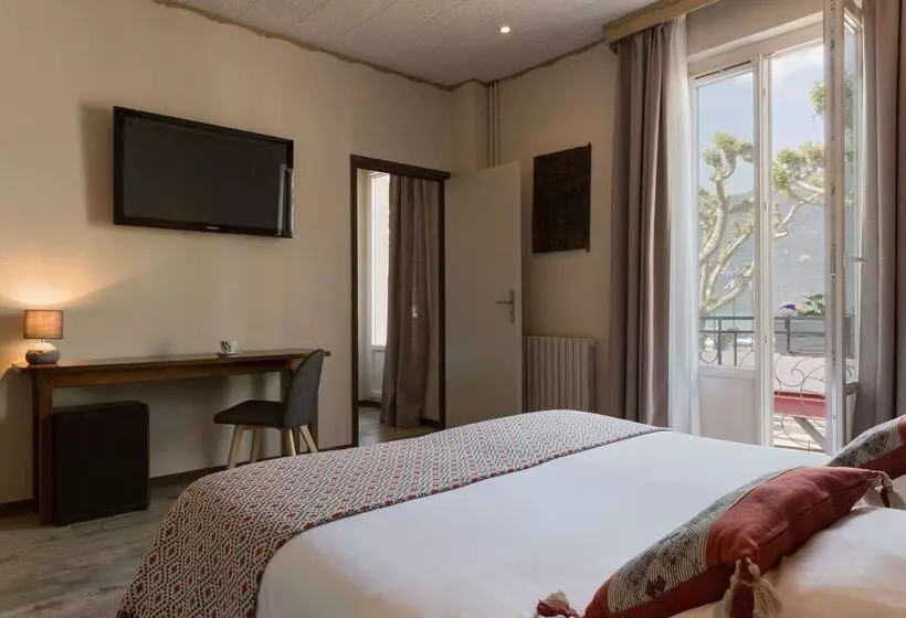 هتل Hôtel L Iroko The Originals City