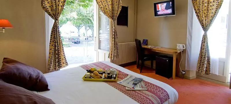 هتل Hôtel L Iroko The Originals City