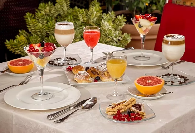 هتل Rsh Spanish Steps Luxury Apartments