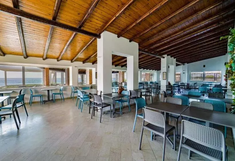 호텔 Villaggio Torre Ruffa Robinson