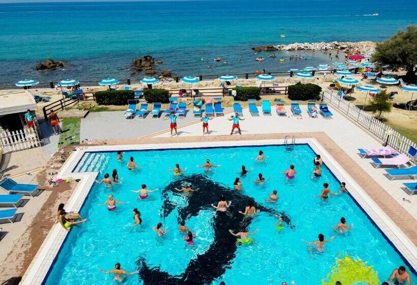 호텔 Villaggio Torre Ruffa Robinson