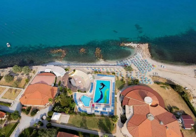 ホテル Villaggio Torre Ruffa Robinson