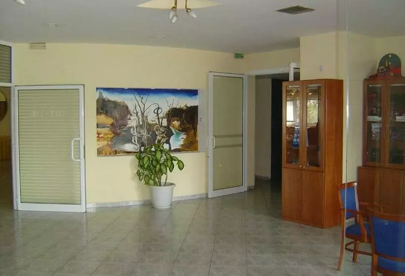 Kornilios Hotel