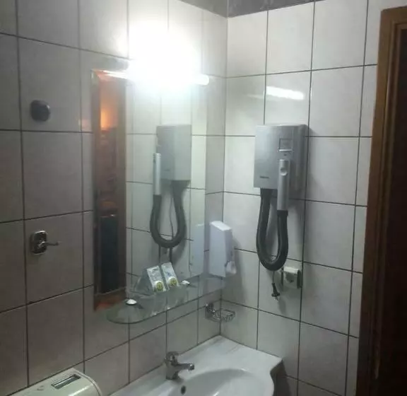 Kornilios Hotel