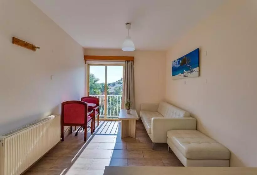 Antonis G. Hotel Apartments