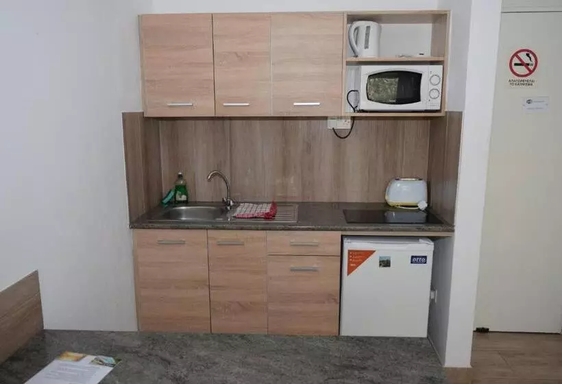 Antonis G. Hotel Apartments