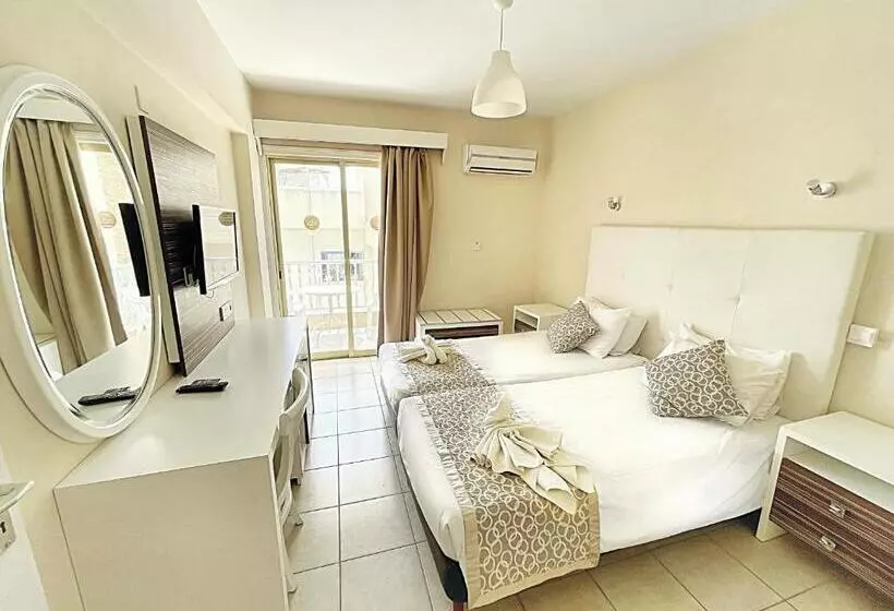 Antonis G. Hotel Apartments