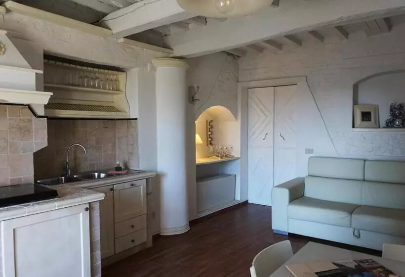 Borgo Colleoli Resort