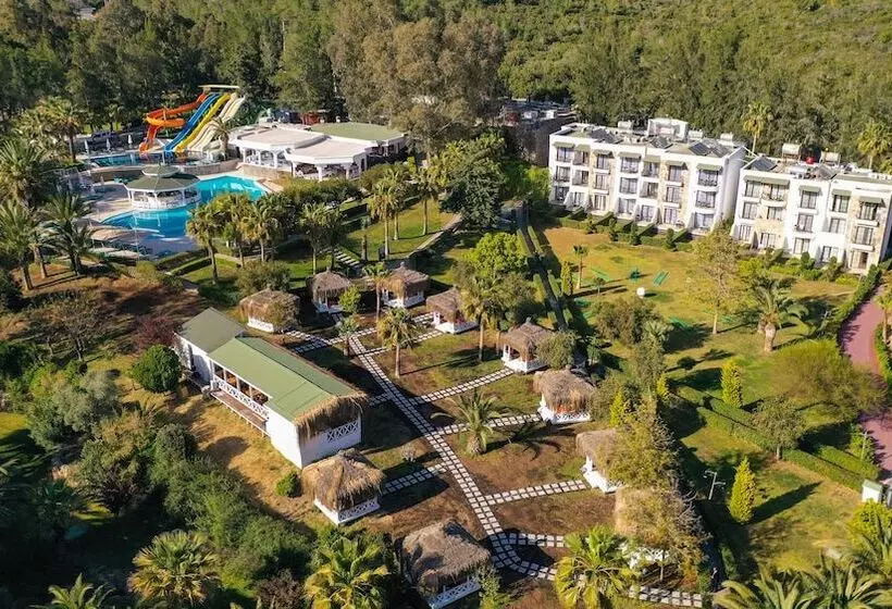 Green Bay Resort & Spa