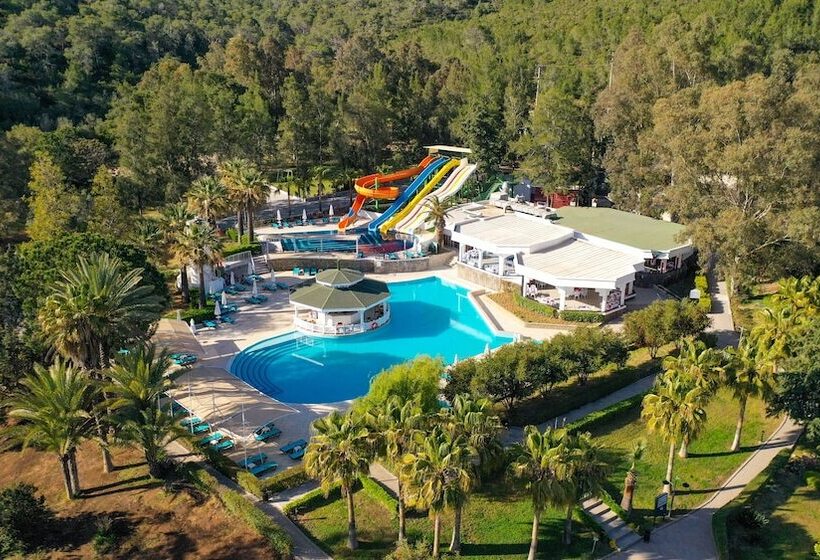 Green Bay Resort & Spa