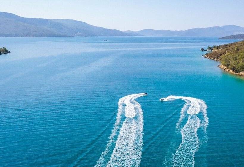 Green Bay Resort & Spa