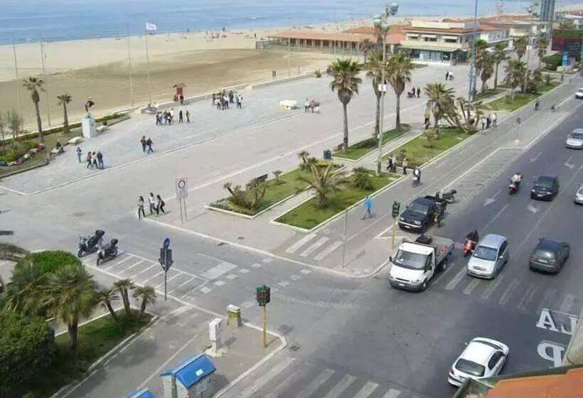 هتل Bella Riviera Lungomare