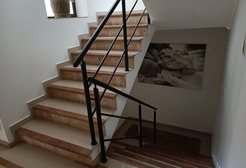 בית מלון כפרי Boutique Confort Suites