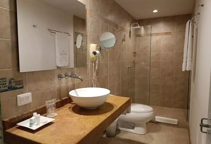 호텔 Boutique Confort Suites