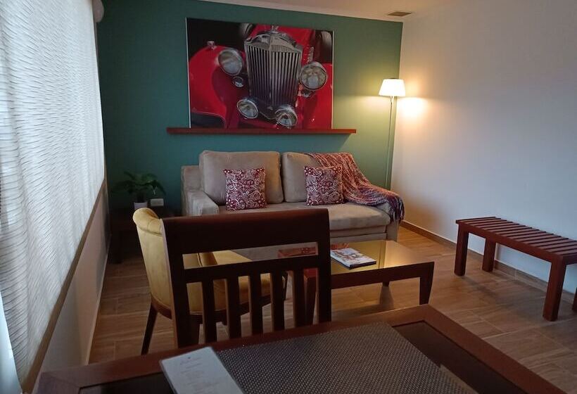 בית מלון כפרי Boutique Confort Suites