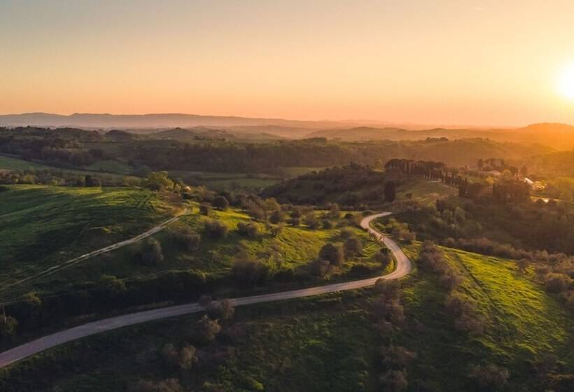 בית מלון כפרי Castellare Di Tonda
