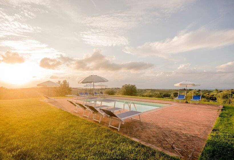 בית מלון כפרי Castellare Di Tonda