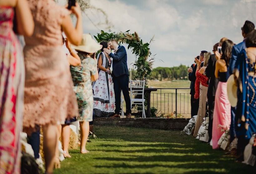 בית מלון כפרי Castellare Di Tonda