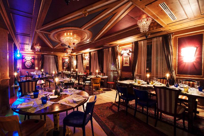 فندق Cristal Palace