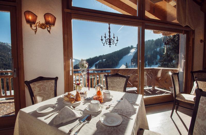 فندق Cristal Palace