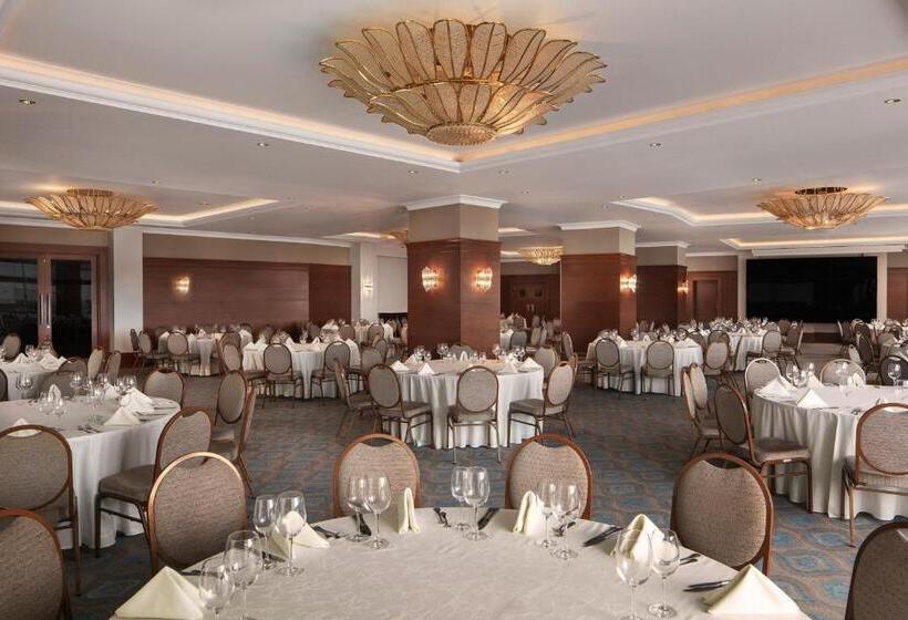 فندق Istanbul Marriott Pendik