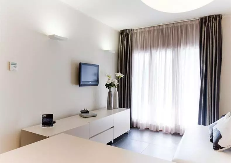 Отель Home Club Suite