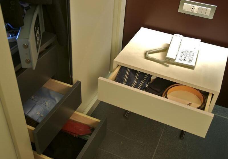 Отель Home Club Suite