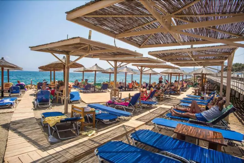 ホテル Kiani Akti