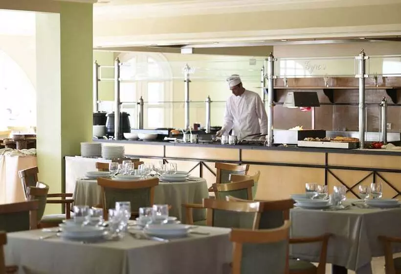 هتل Mitsis Family Village