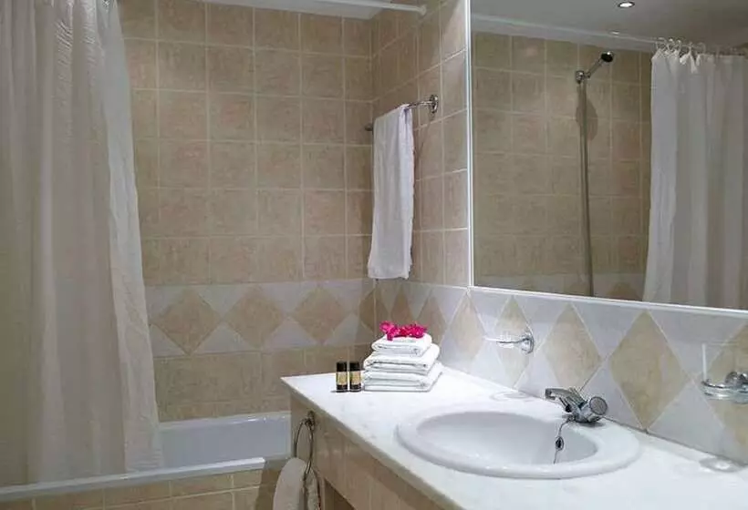 هتل Mitsis Family Village