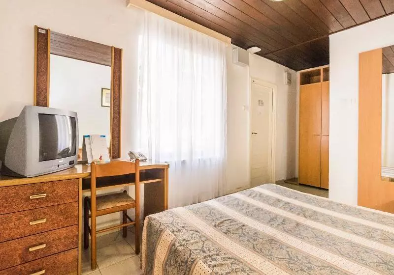 Отель Rooms Savudrija Plava Laguna 