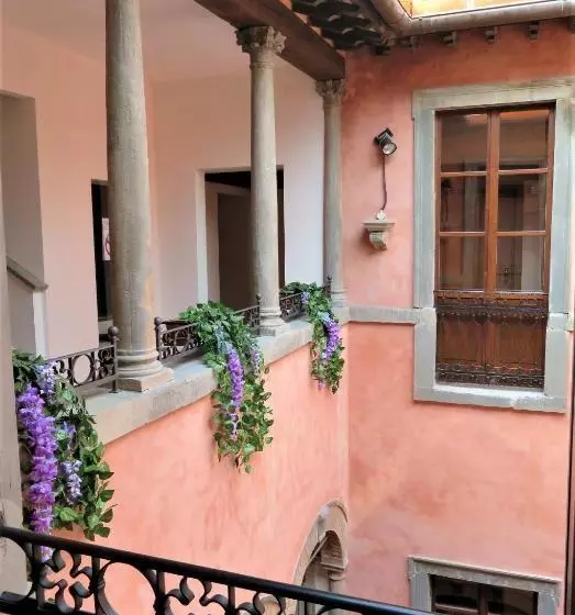 Otel Palazzo Servanzi Confidati