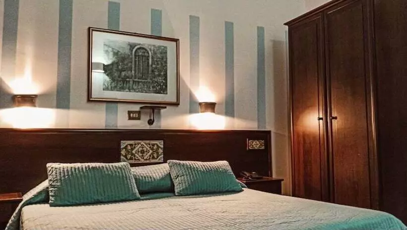 ホテル Plaza Caltanissetta