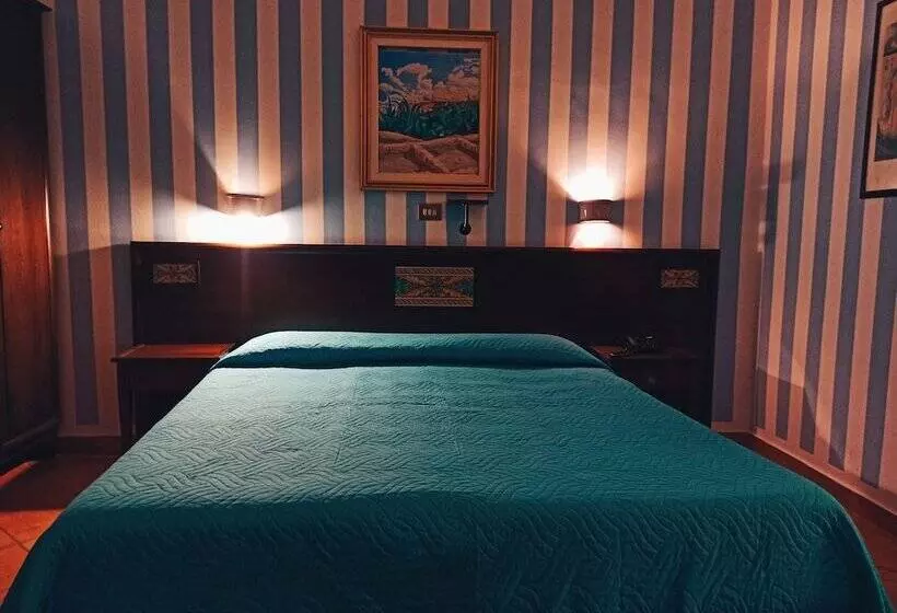 ホテル Plaza Caltanissetta