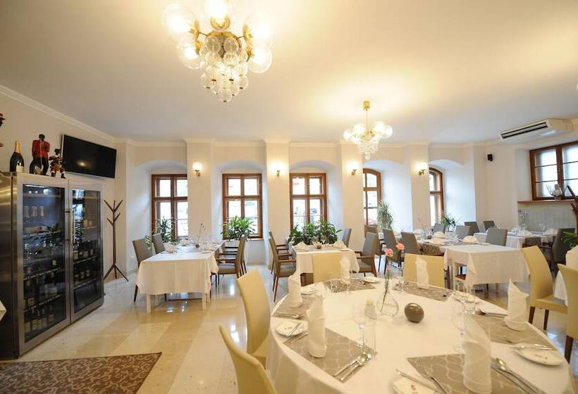 فندق Prince De Ligne