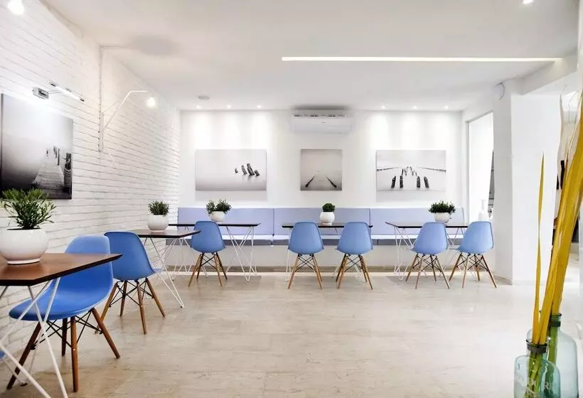 هتل Privee Santorini