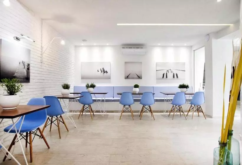 هتل Privee Santorini