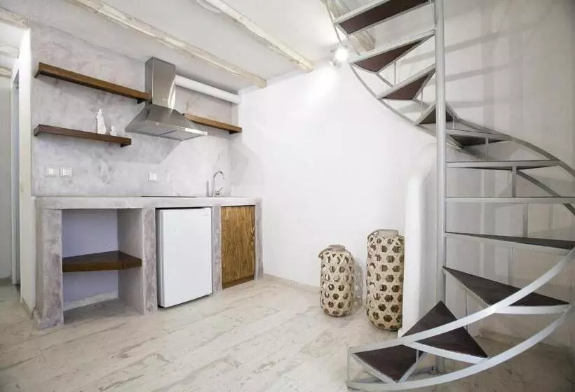 هتل Privee Santorini