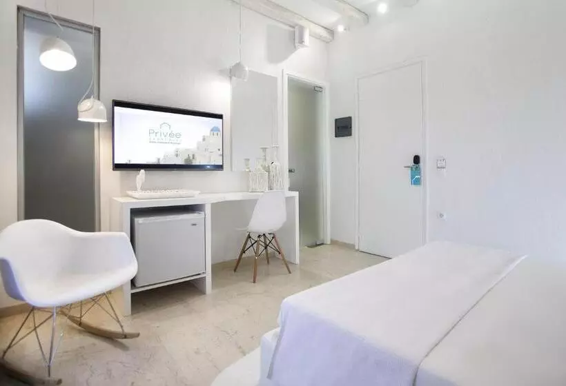 هتل Privee Santorini