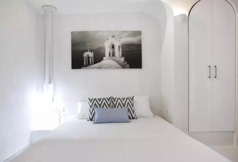 هتل Privee Santorini
