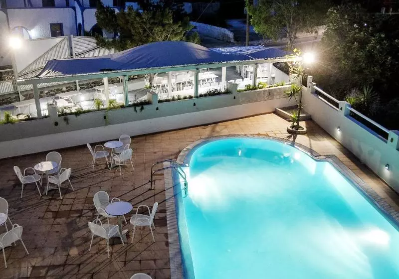 ホテル Privee Santorini